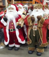 Santas at HD